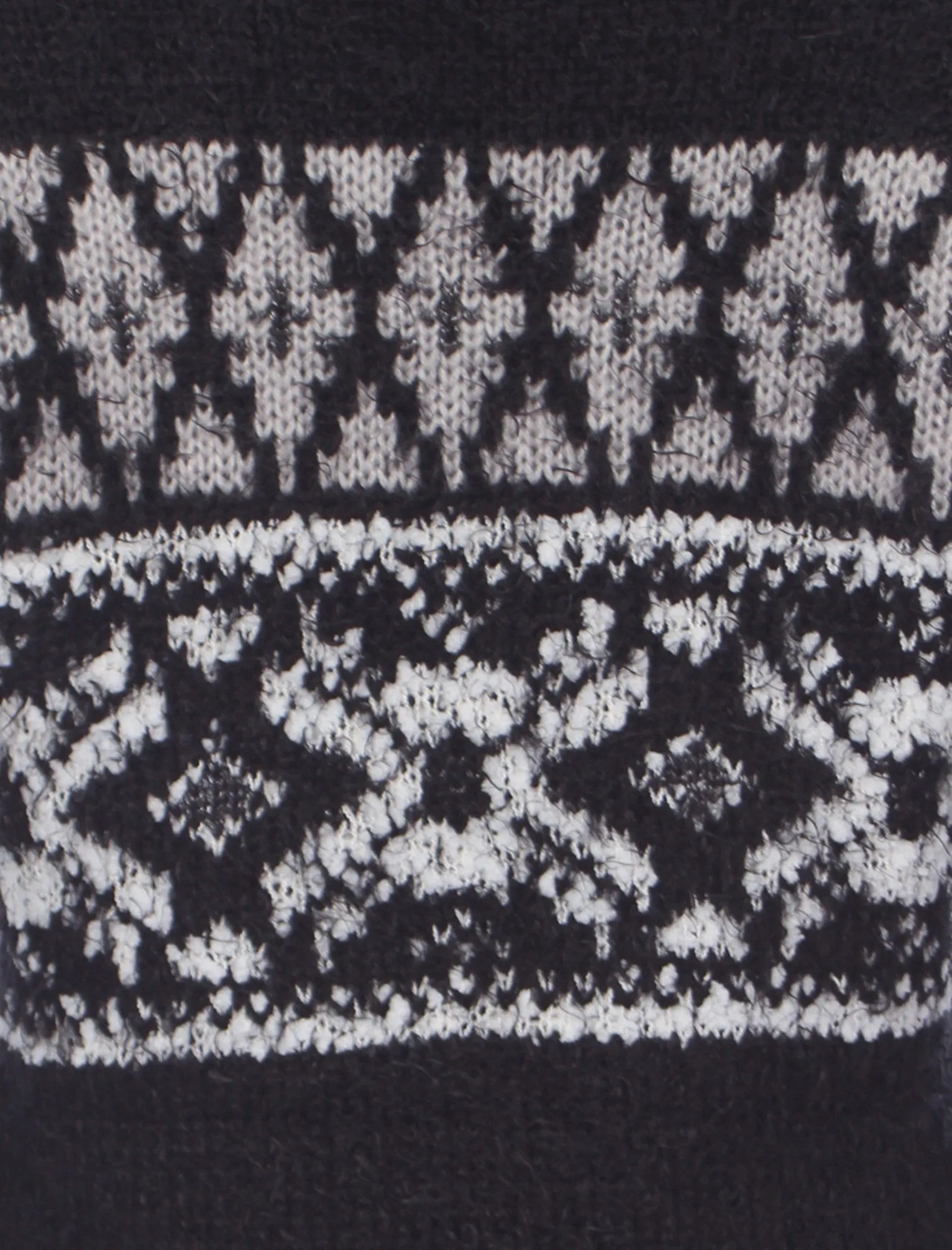 Amara Reya Popsi black jumper