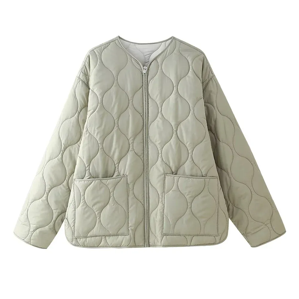 Autumn Chic Women's Quilted Cotton Jacket with Pocket Details – Lightweight & Loose Fit Round Neck Coat for Casual Style