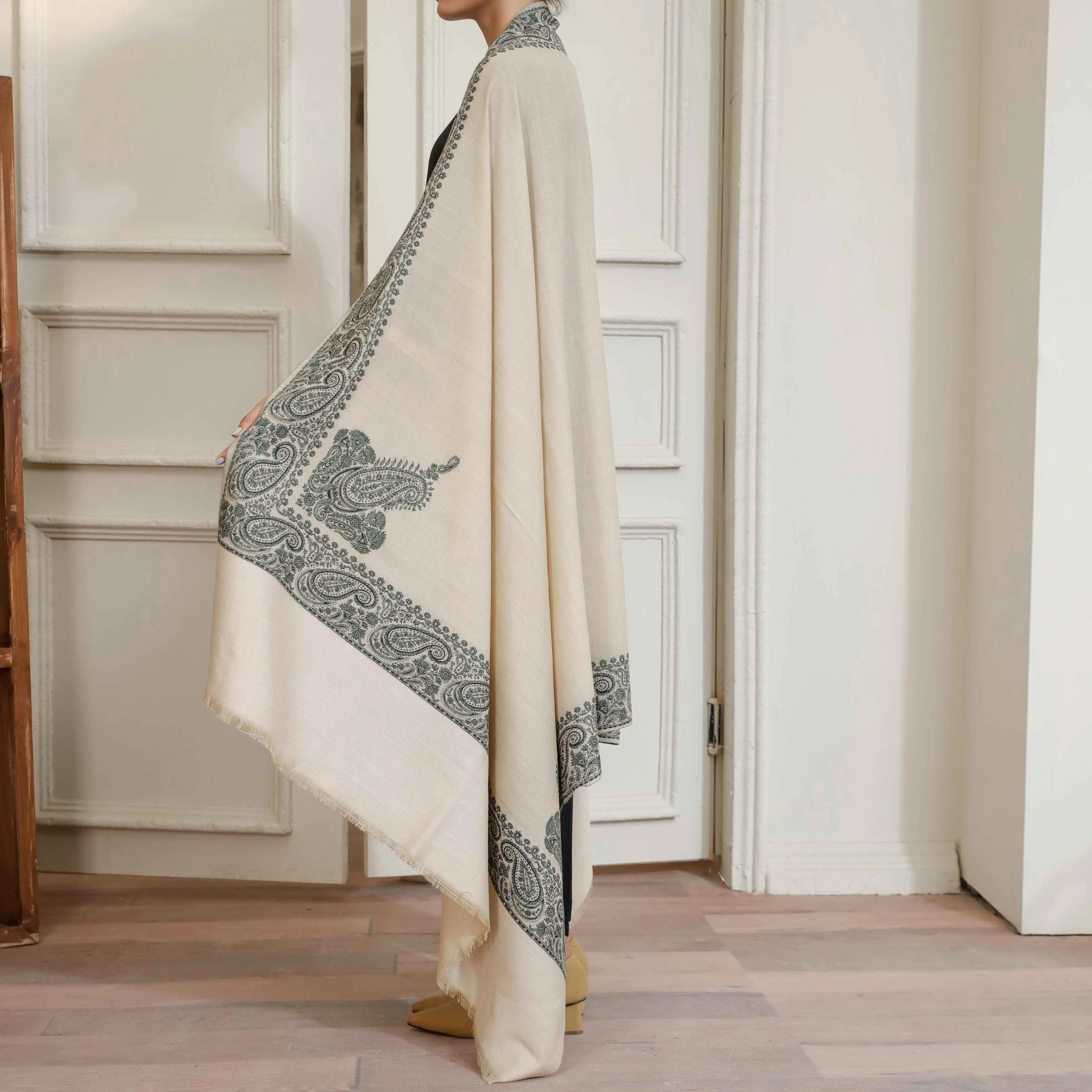 Beige Winter Shawl PW4215