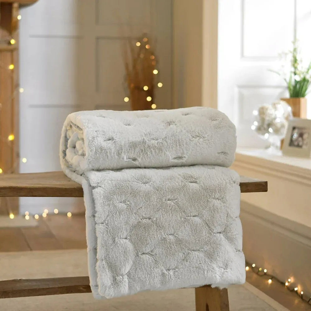 Deyongs 160cm Silver Dakota Faux Fur Throw