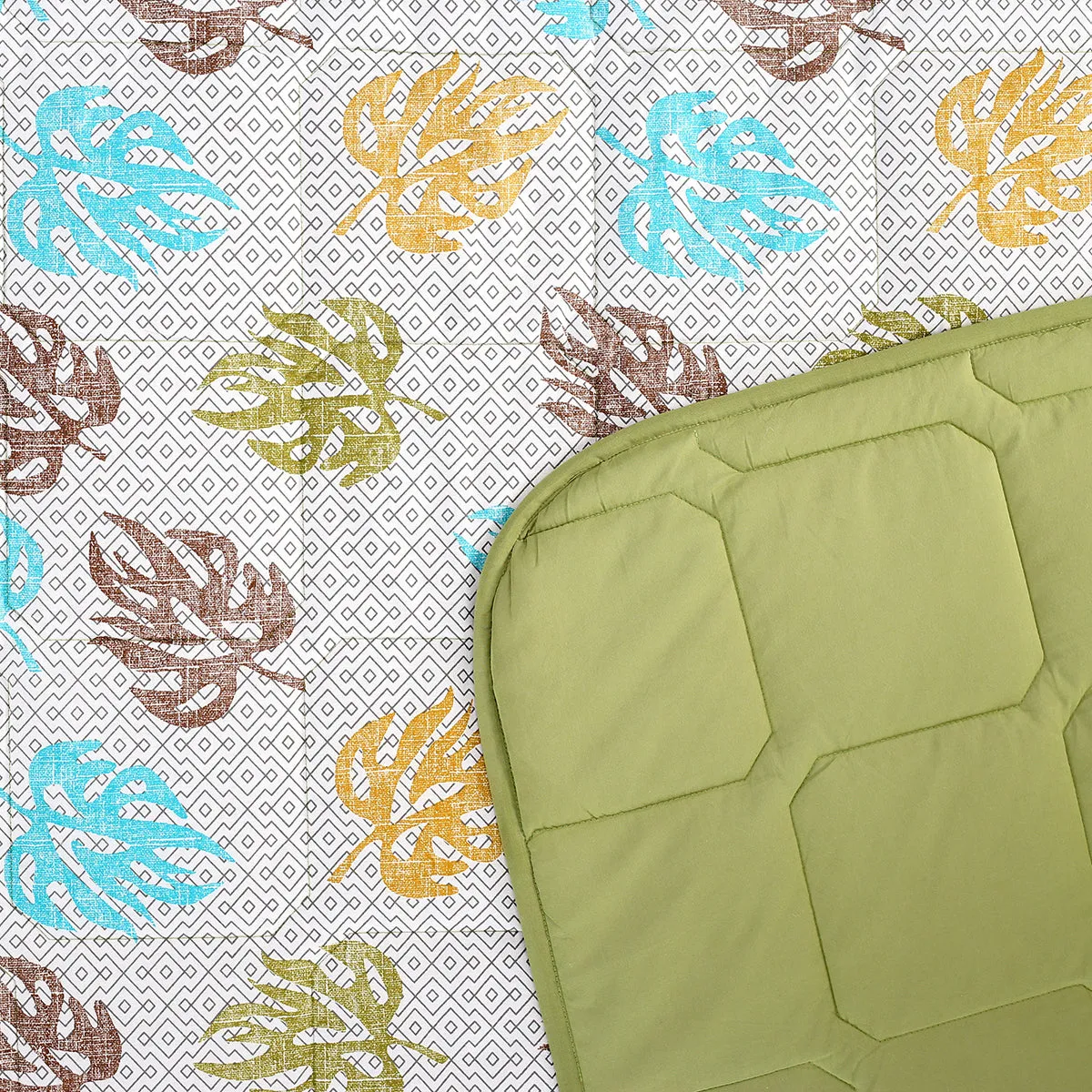 Monstera Light Weight Summer/Winter Quilt Blue