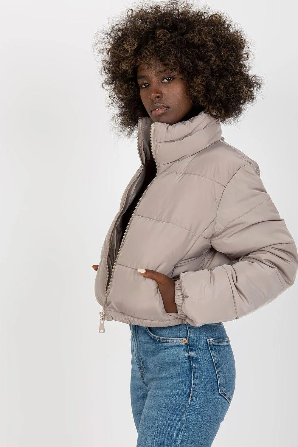 NM long sleeves short zippered quilted jacket