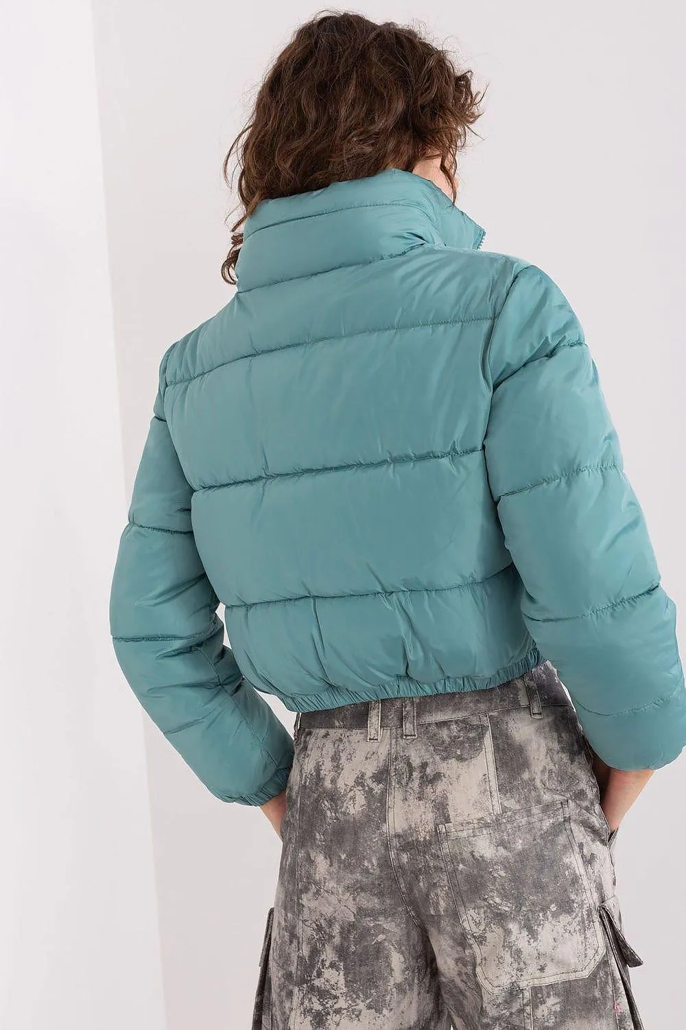 NM long sleeves short zippered quilted jacket
